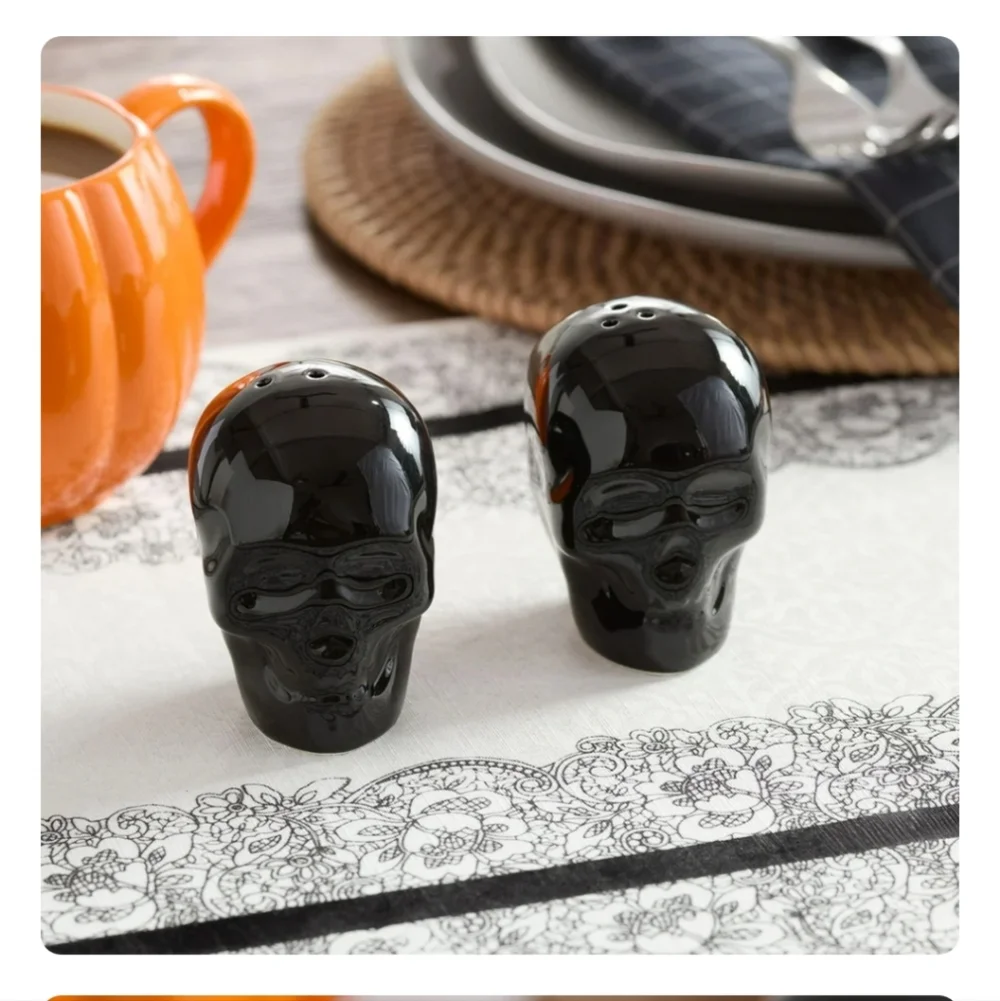 Black Skull-Shaped Glazed Ceramic Salt & Pepper Shaker Set